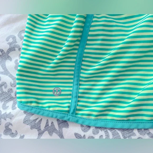 Lululemon Track That Mid Rise Shorts - Picture 4 of 7